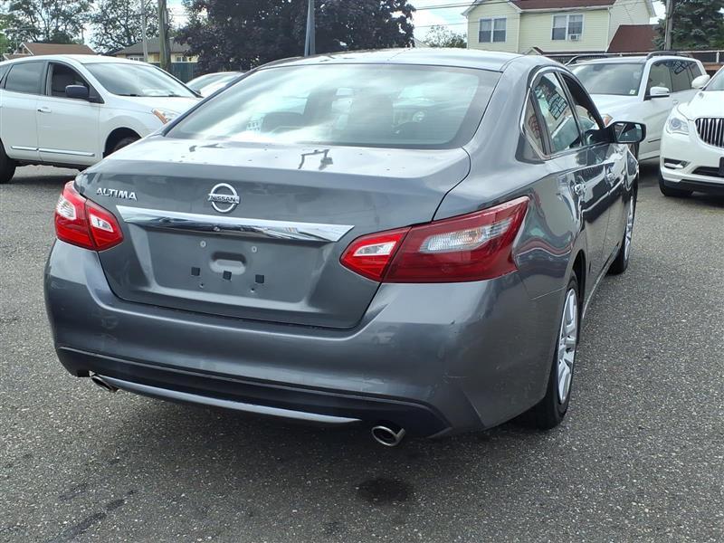Nissan Altima 2.5 SR 2016