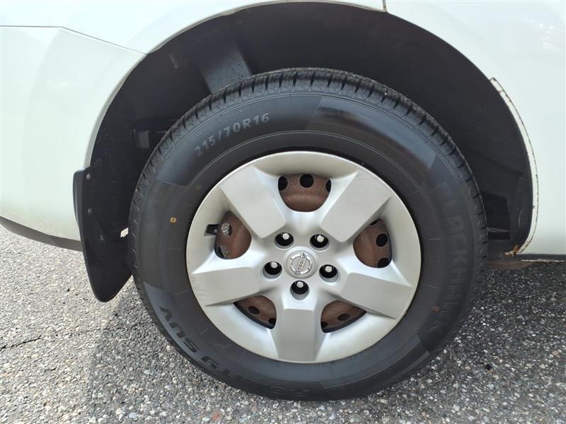 Nissan Rogue S AWD 2011
