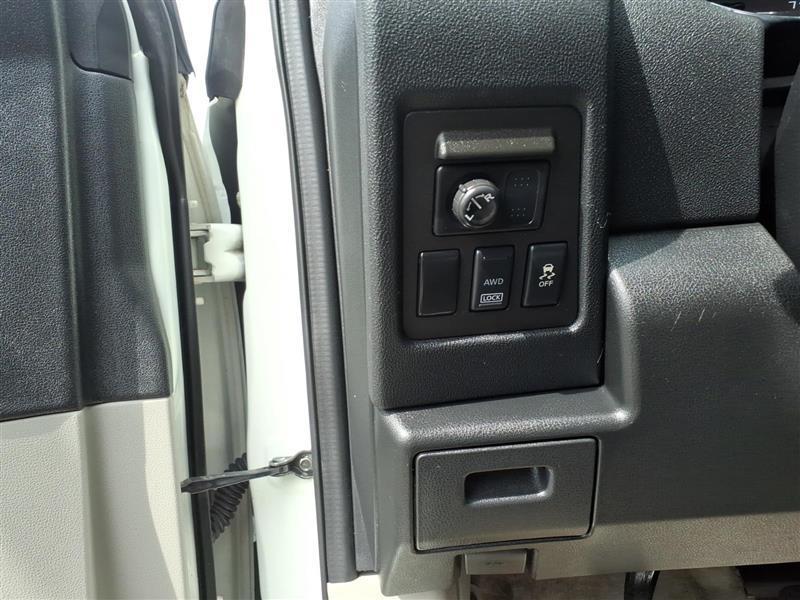Nissan Rogue S AWD 2011