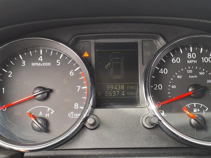 Nissan Rogue S AWD 2011