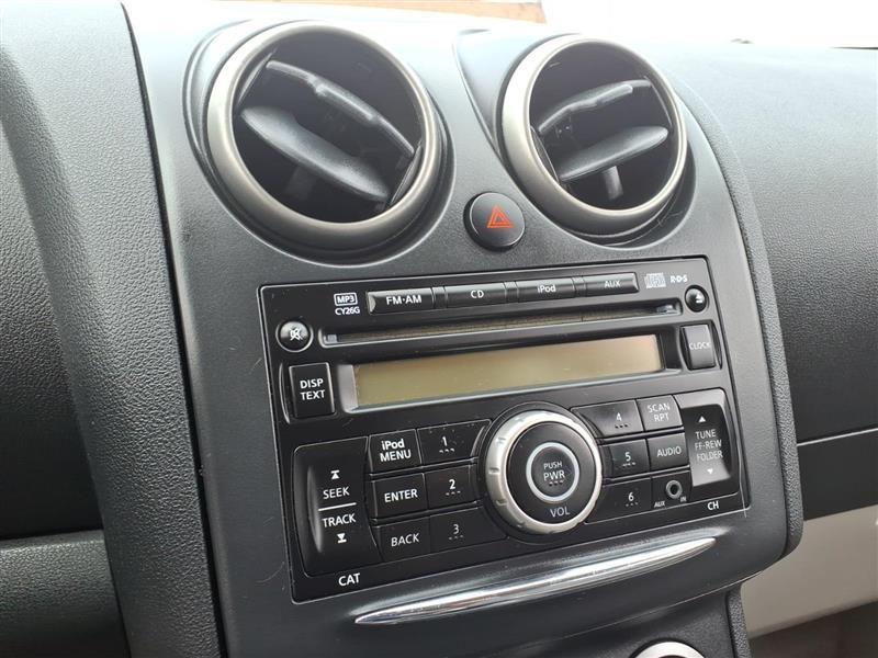 Nissan Rogue S AWD 2011