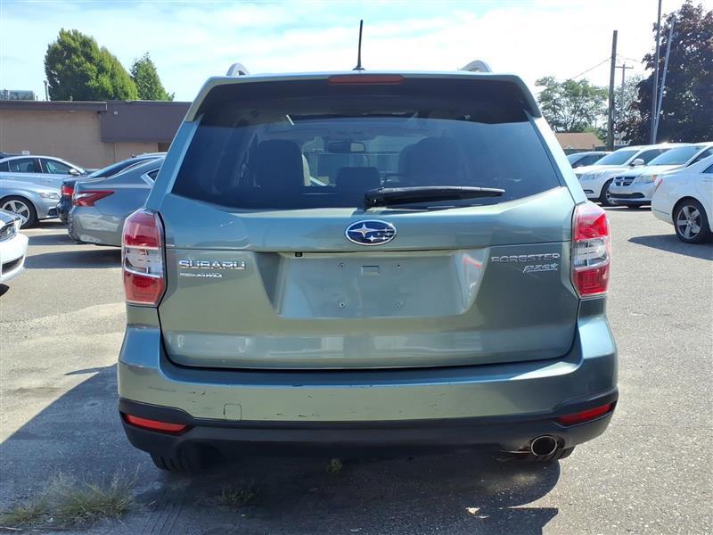 Subaru Forester 2.5i Limited 2014