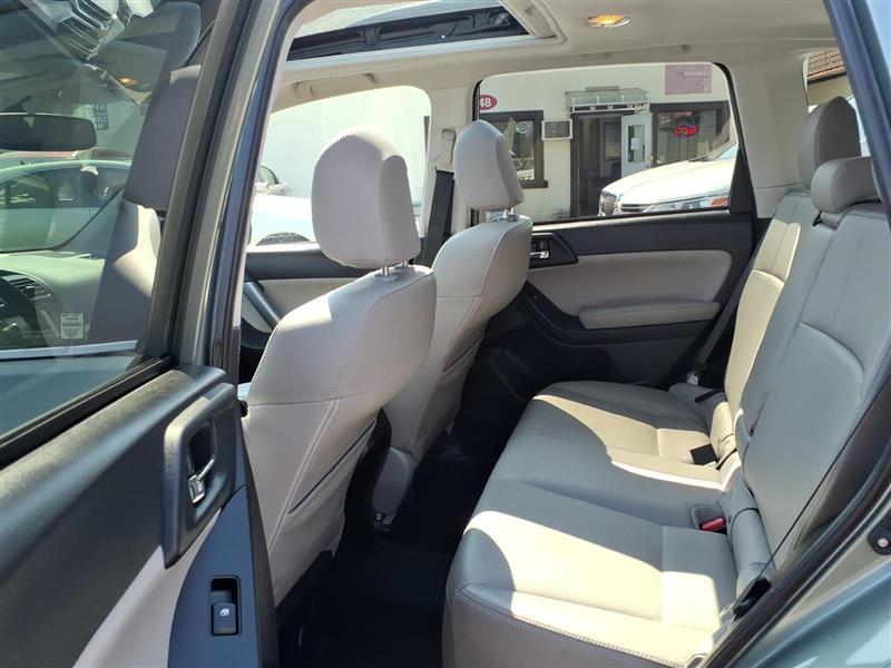 Subaru Forester 2.5i Limited 2014