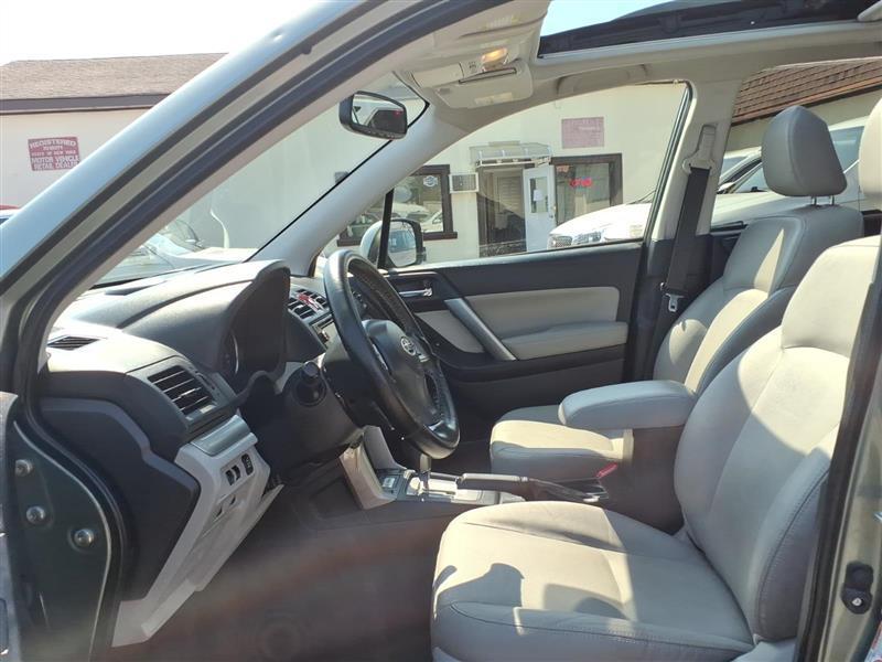 Subaru Forester 2.5i Limited 2014