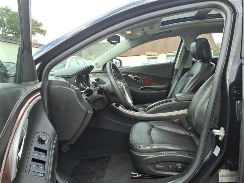 Buick LaCrosse CXL AWD 2010