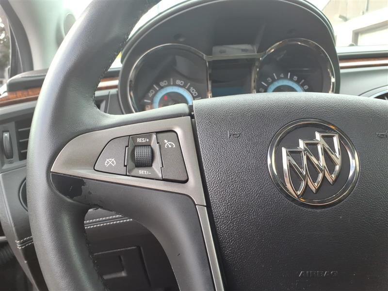 Buick LaCrosse CXL AWD 2010