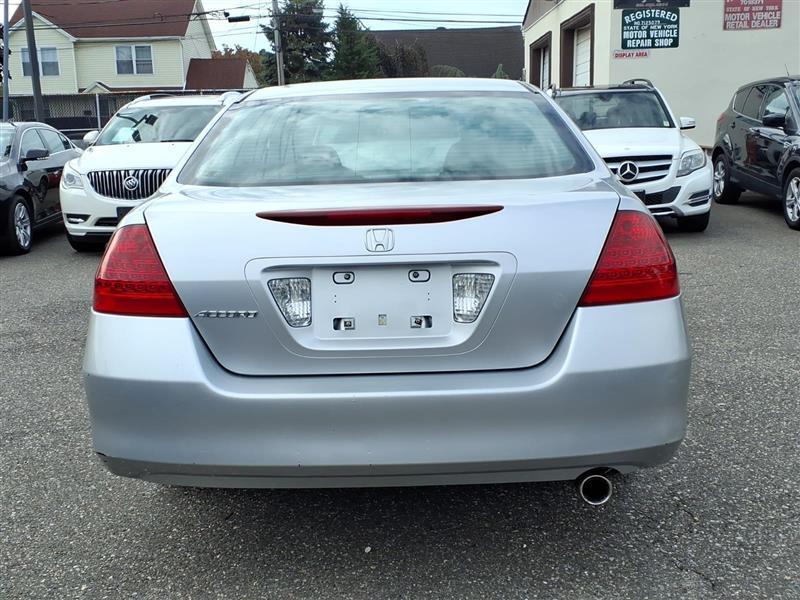 Honda Accord LX SE Sedan AT 2006