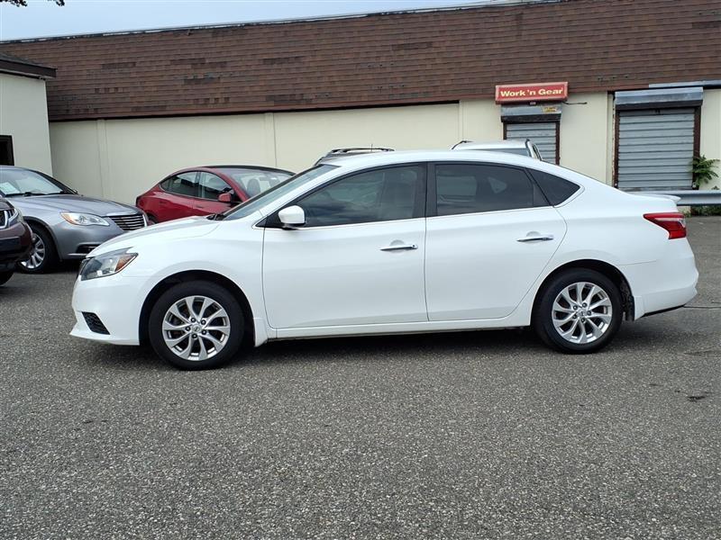Nissan Sentra S 6MT 2017