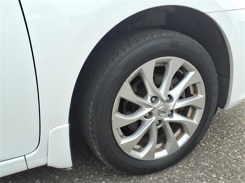 Nissan Sentra S 6MT 2017