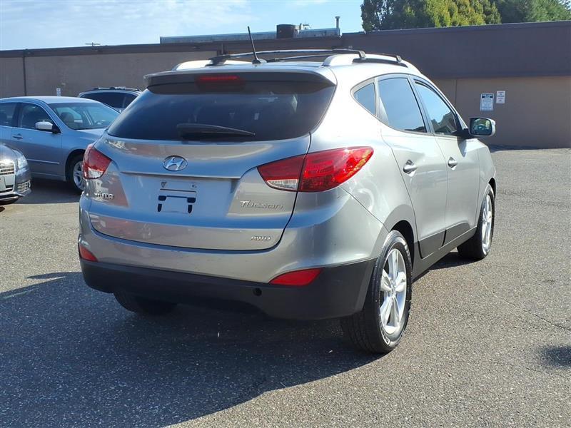 Hyundai Tucson Limited Auto AWD 2012