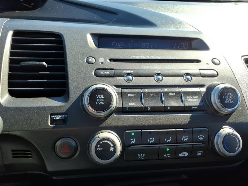 Honda Civic EX Coupe AT with Navigation 2007