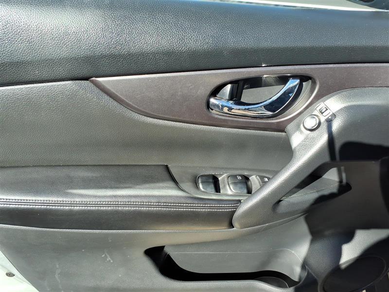 Nissan Rogue SV AWD 2015
