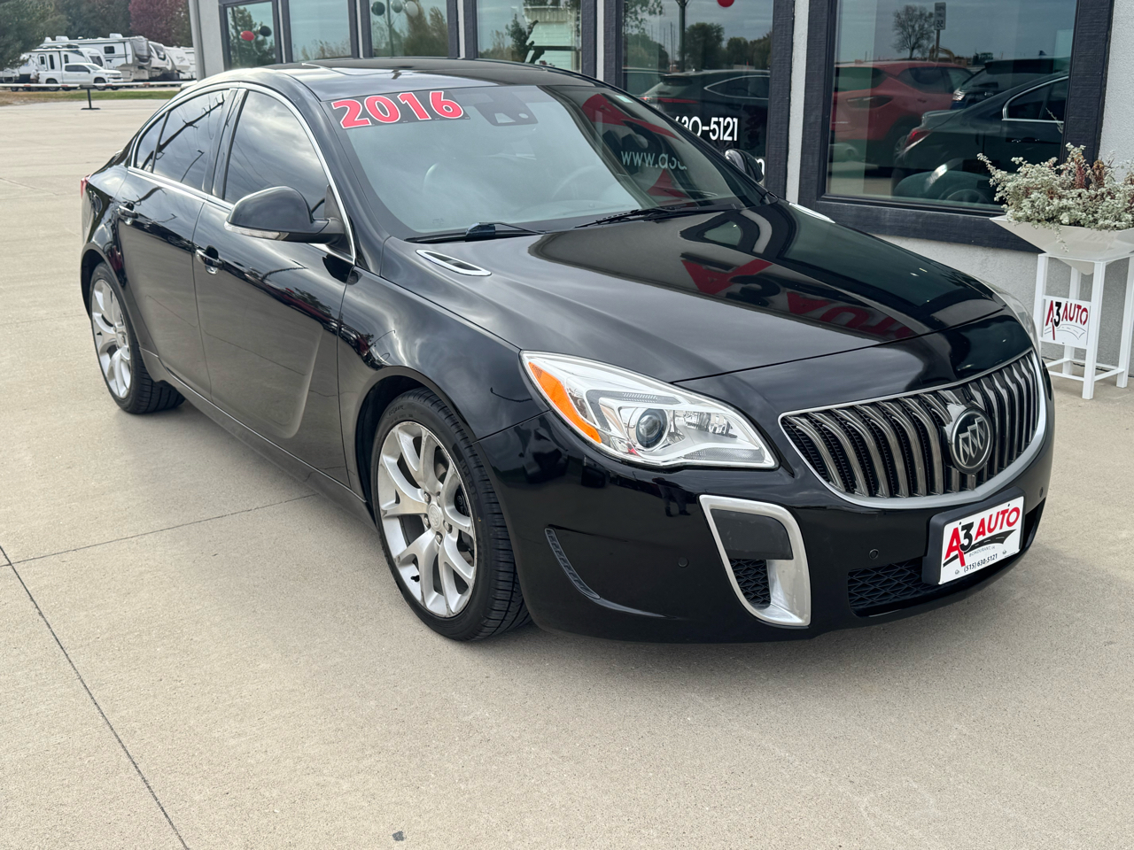 2016 Buick Regal GS photo 4