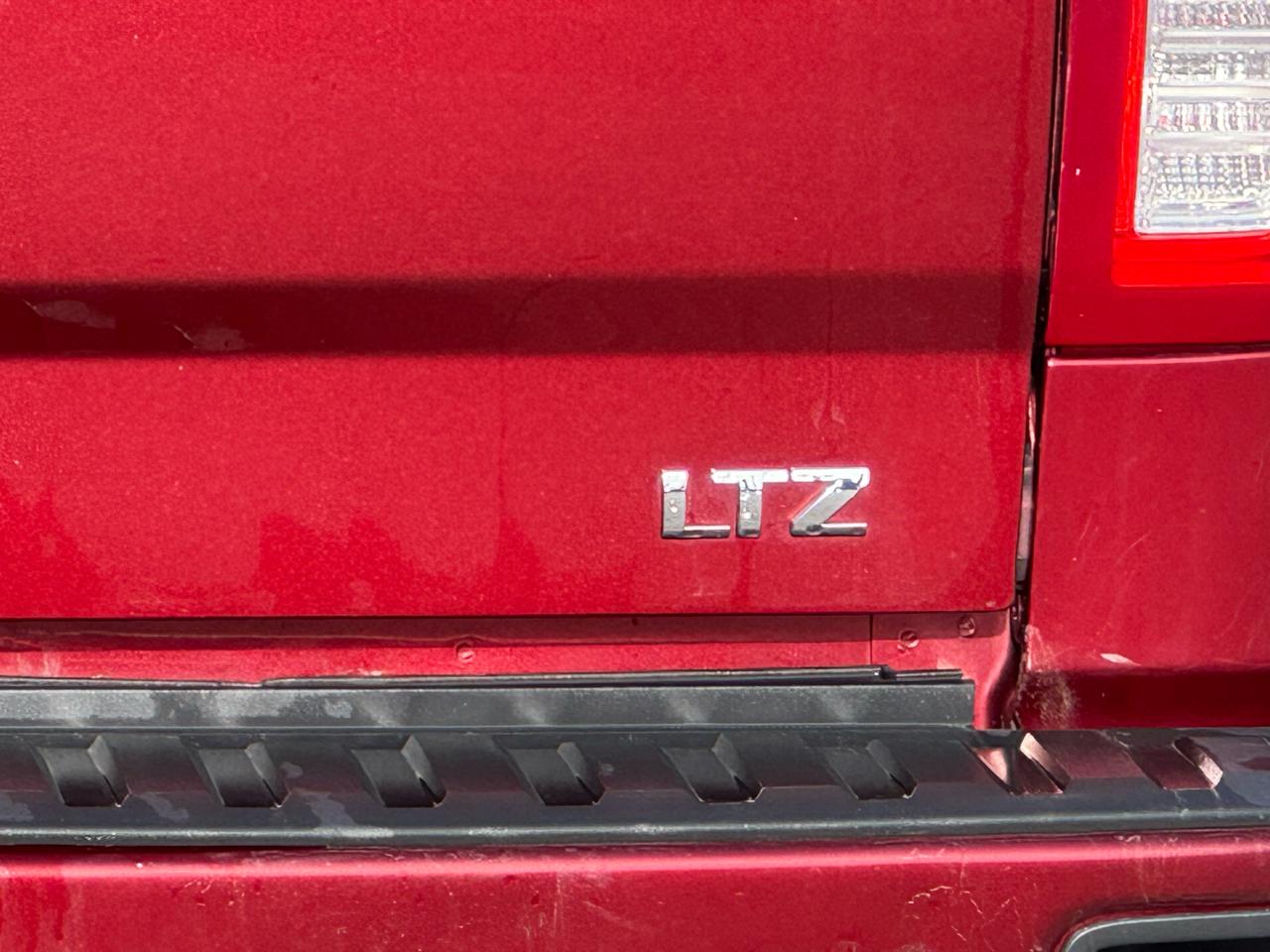 Chevrolet Silverado 1500 LTZ Crew Cab 4WD 2016