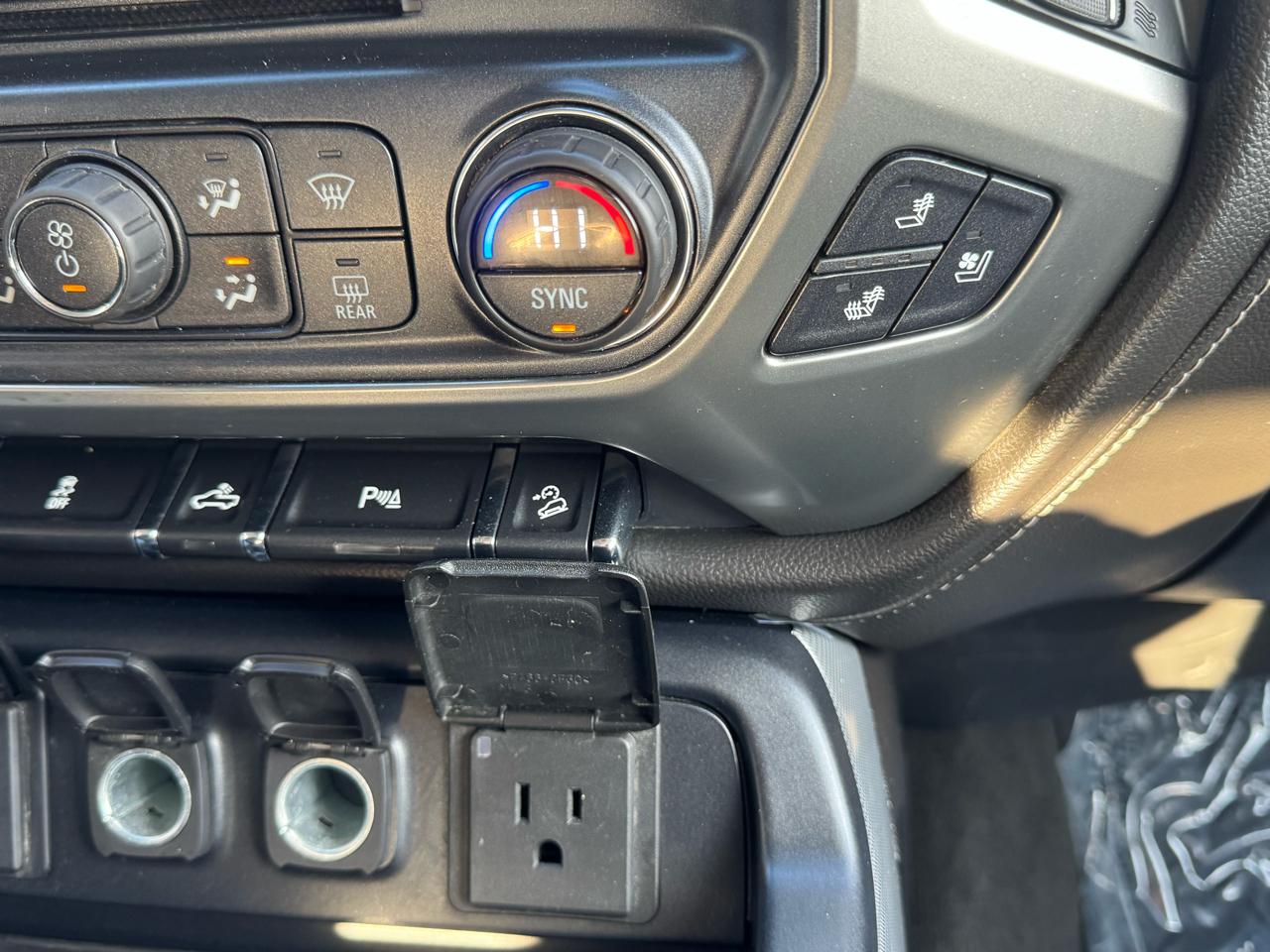 Chevrolet Silverado 1500 LTZ Crew Cab 4WD 2016