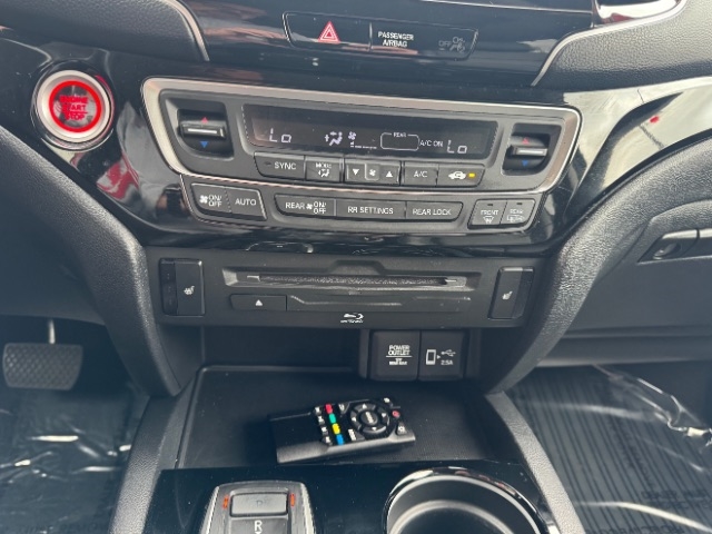 Honda Pilot Touring 4WD 2019 Honda Pilot Touring 4WD 2019