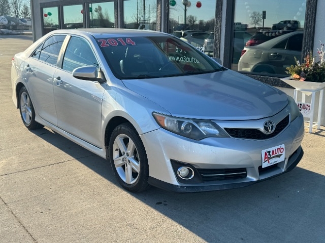 Toyota Camry SE 2014