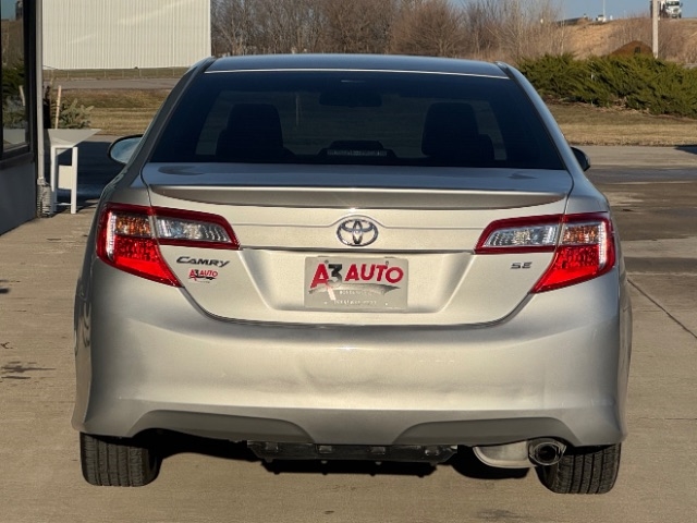 Toyota Camry SE 2014