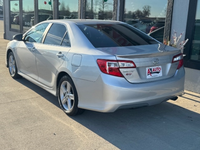 Toyota Camry SE 2014