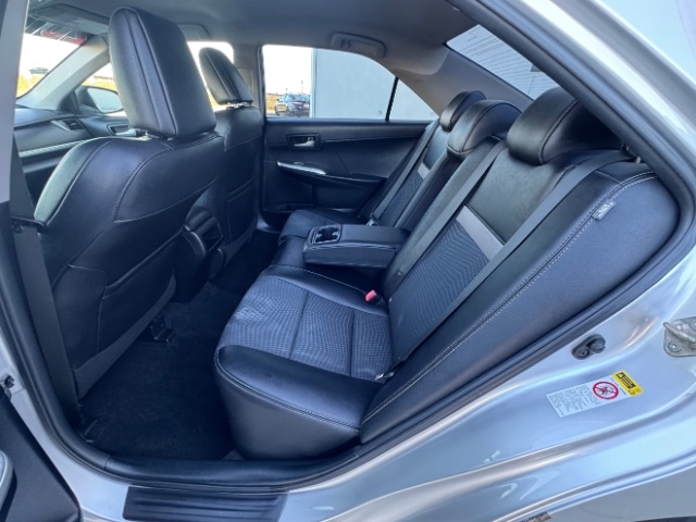 Toyota Camry SE 2014