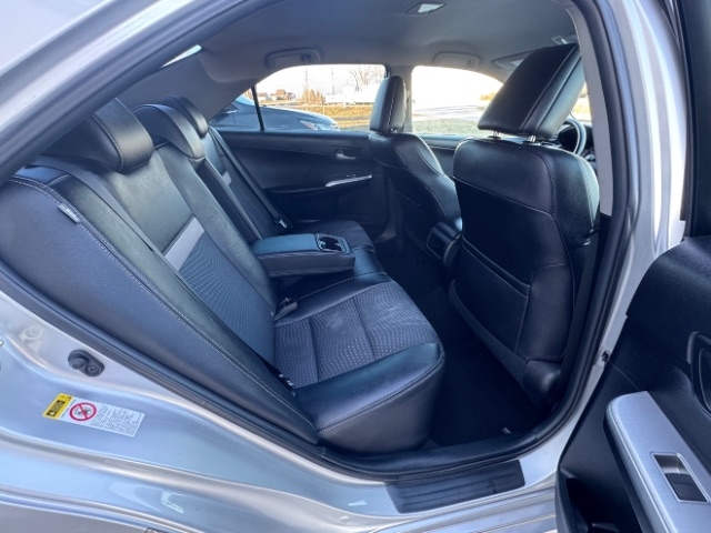 Toyota Camry SE 2014