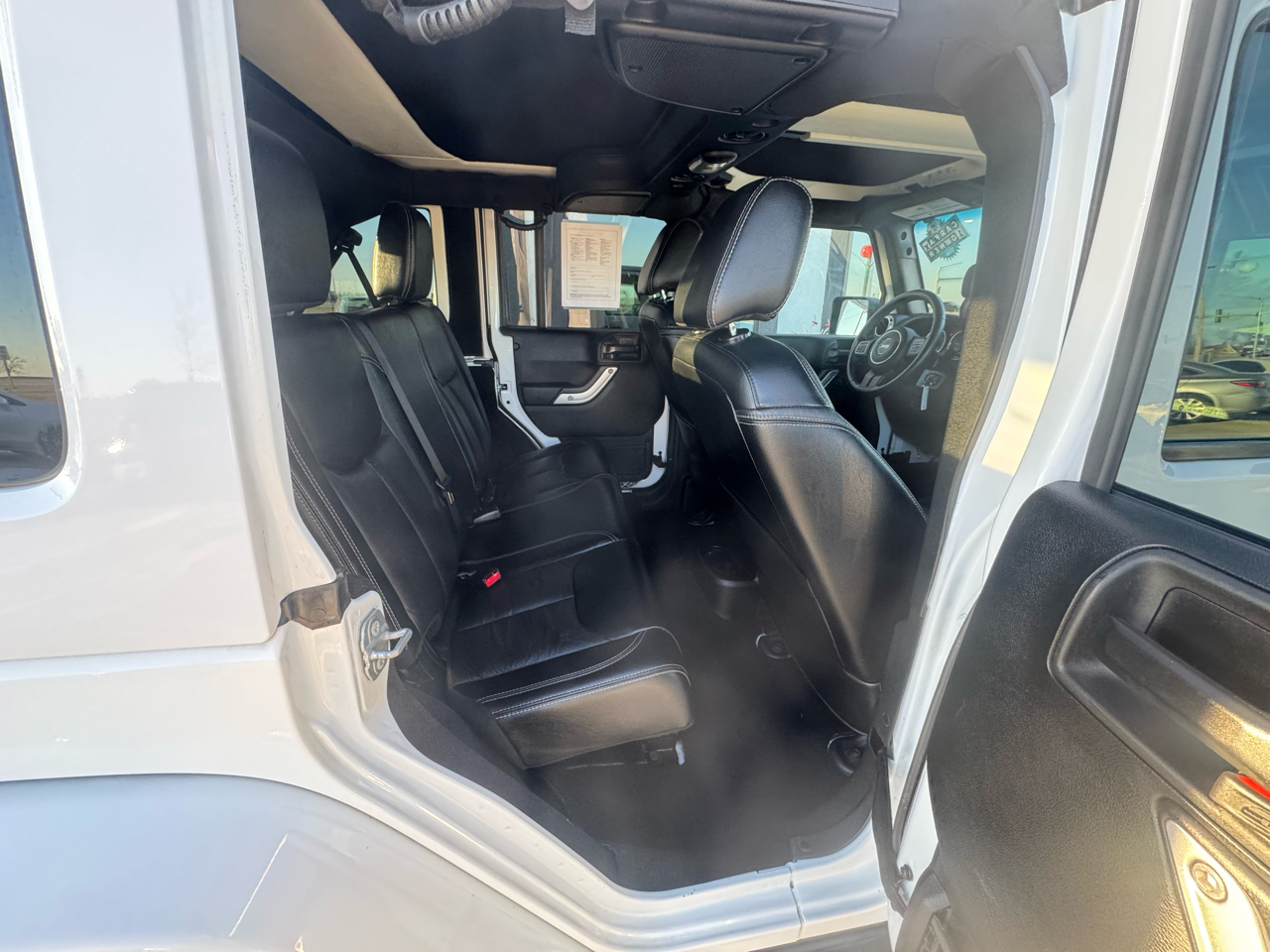 Jeep Wrangler Unlimited Sahara 4WD 2017