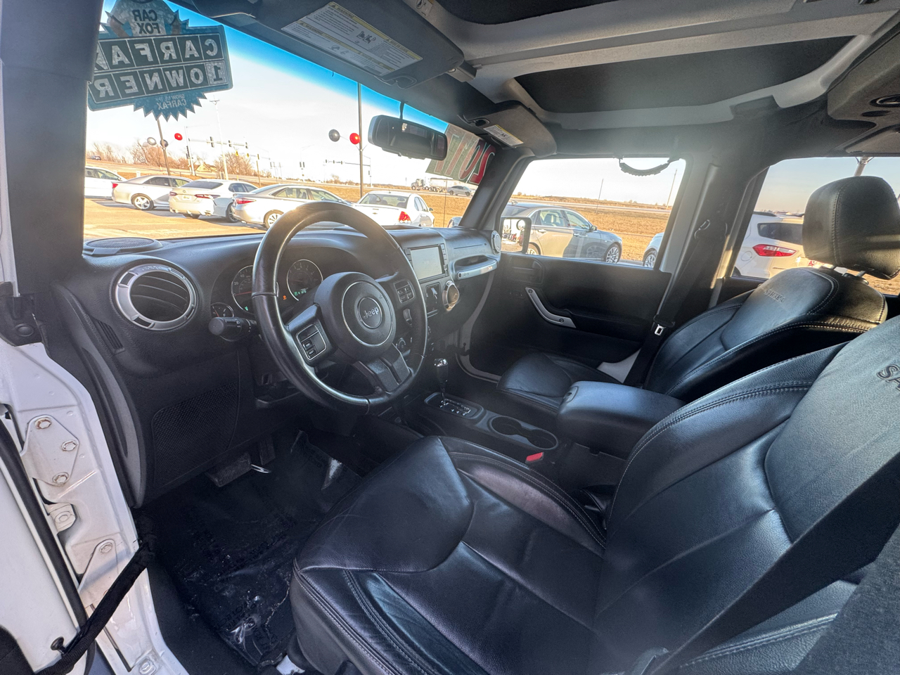 Jeep Wrangler Unlimited Sahara 4WD 2017