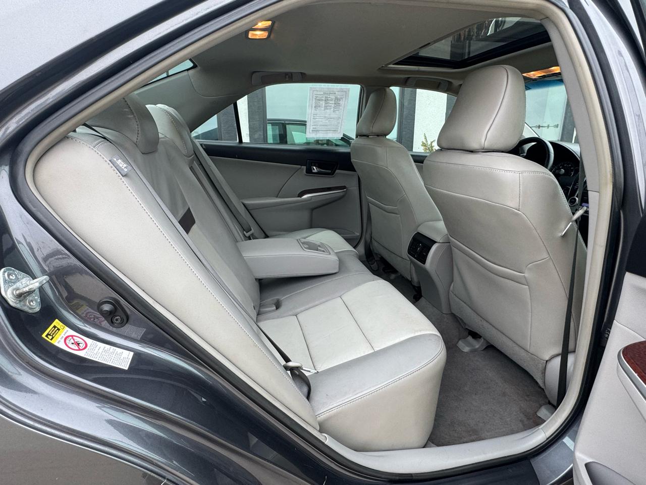 Toyota Camry 4dr Sdn XLE Auto 2012