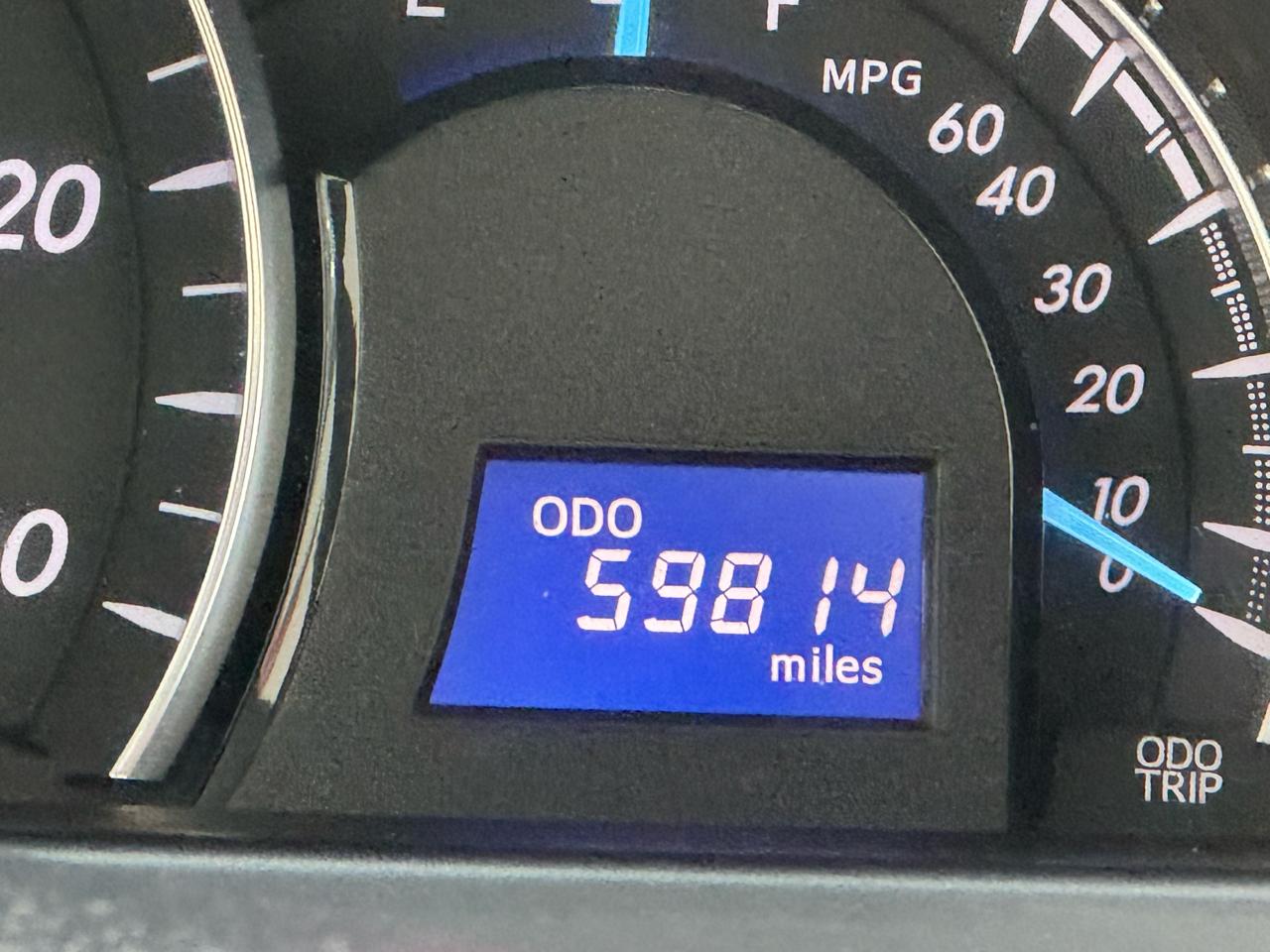 Toyota Camry 4dr Sdn XLE Auto 2012