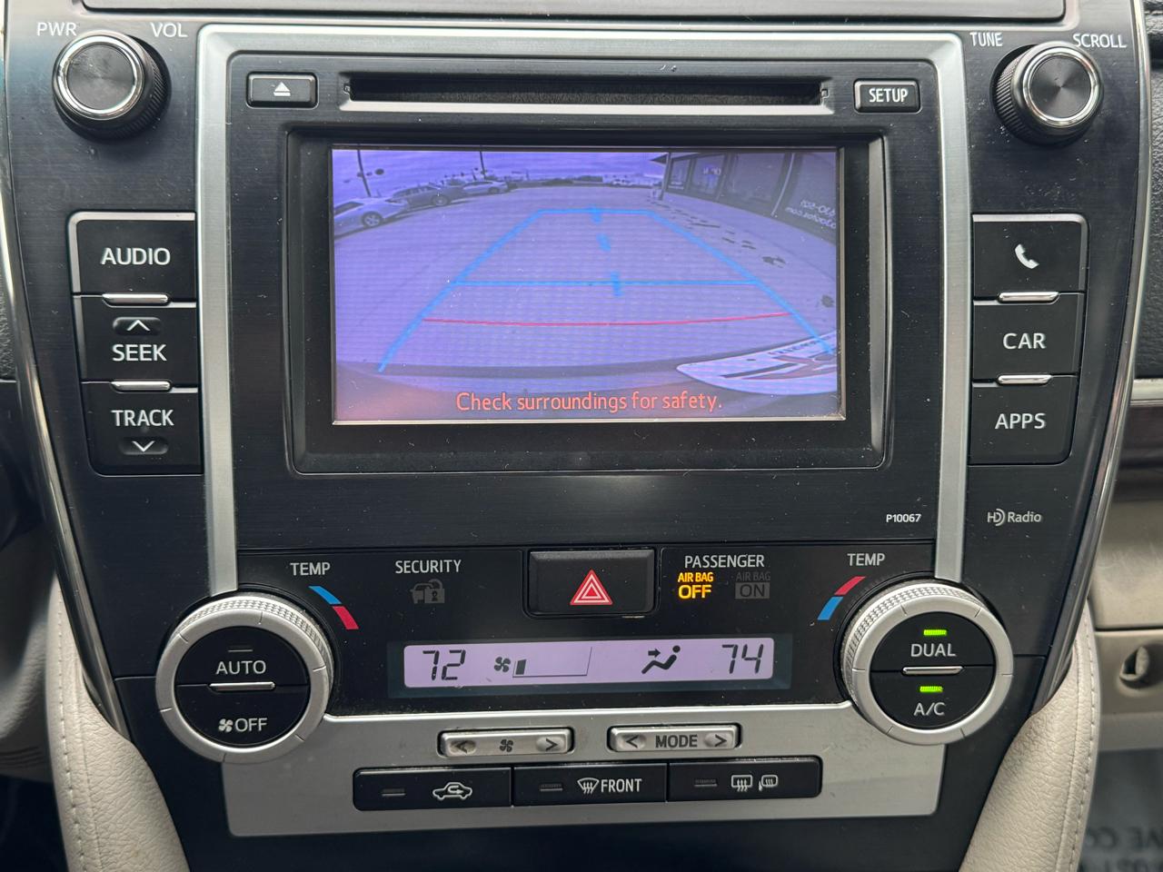 Toyota Camry 4dr Sdn XLE Auto 2012