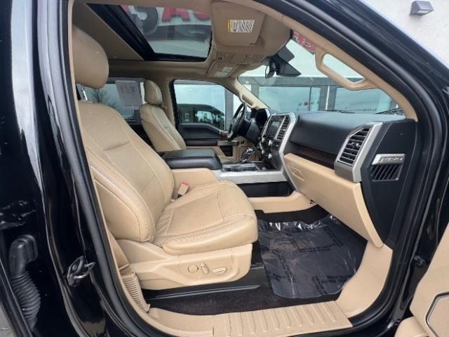 Ford F-150 Lariat SuperCrew 5.5-ft. Bed 4WD 2016