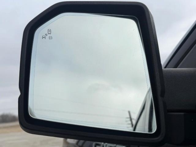 Ford F-150 Lariat SuperCrew 5.5-ft. Bed 4WD 2016