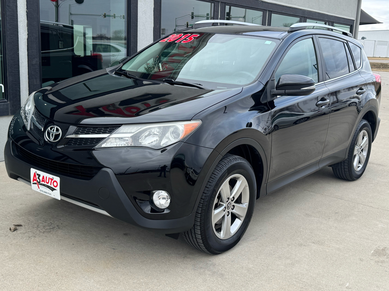 Toyota RAV4 XLE AWD 2015