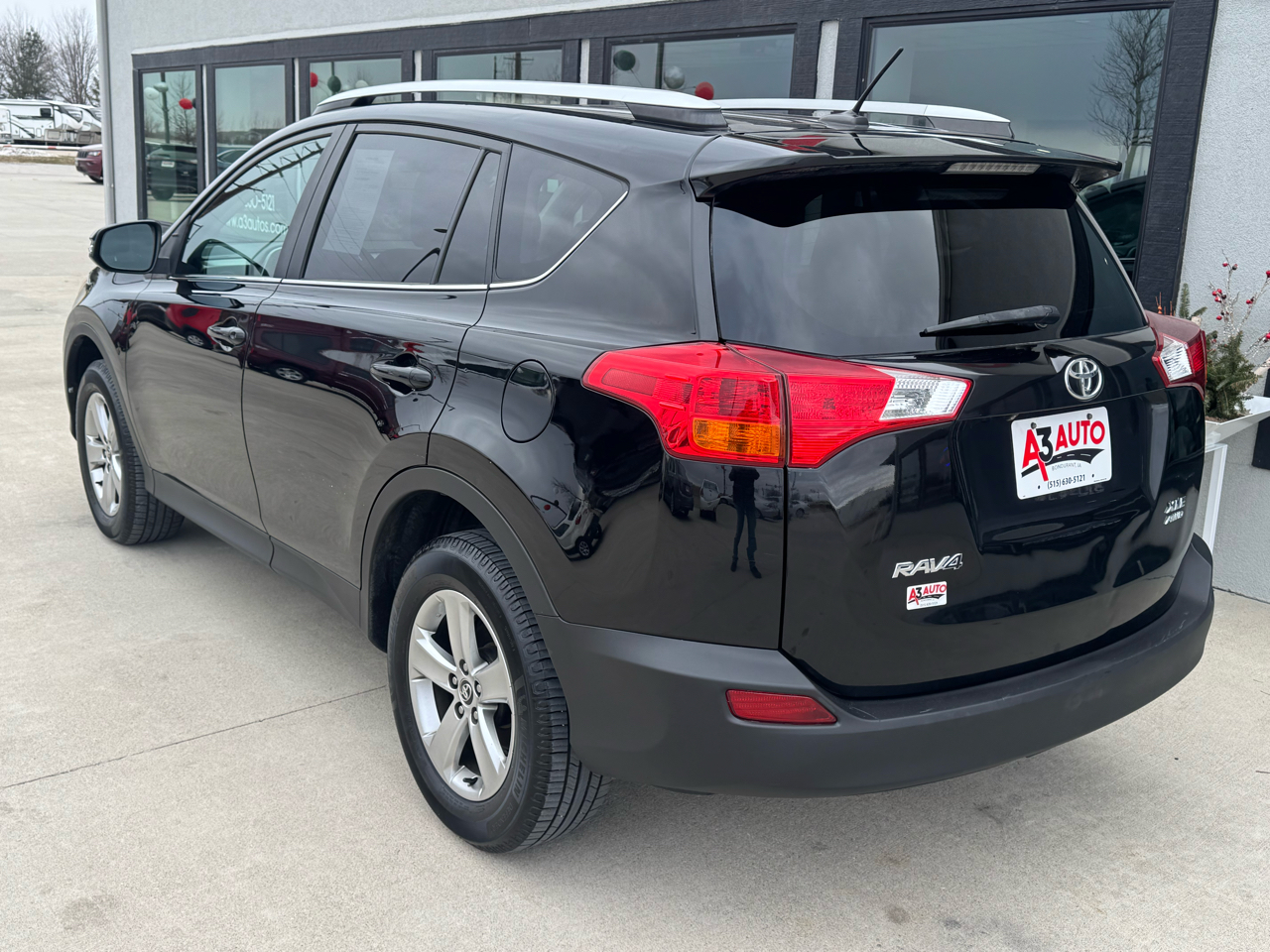 Toyota RAV4 XLE AWD 2015