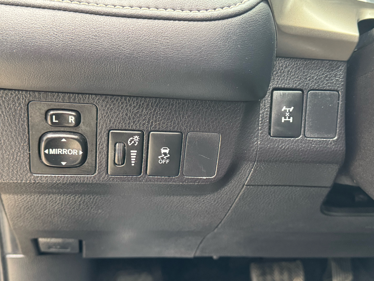 Toyota RAV4 XLE AWD 2015