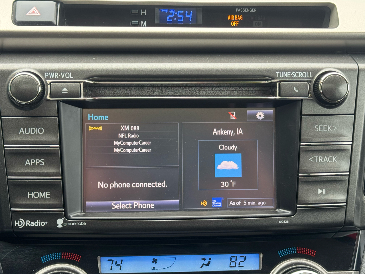 Toyota RAV4 XLE AWD 2015