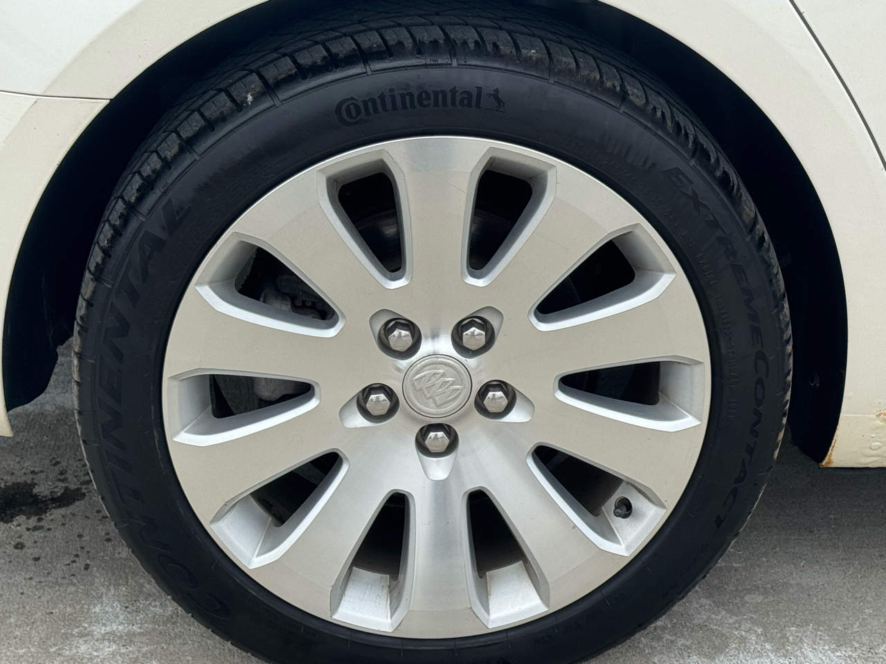 Buick LaCrosse Leather Package AWD 2014