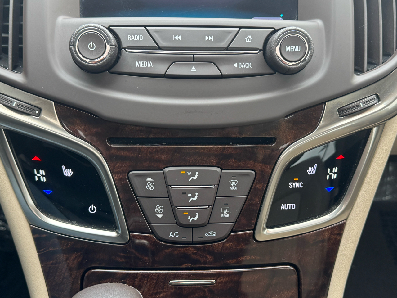 Buick LaCrosse Leather Package AWD 2014