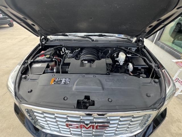 GMC Yukon Denali 4WD 2019