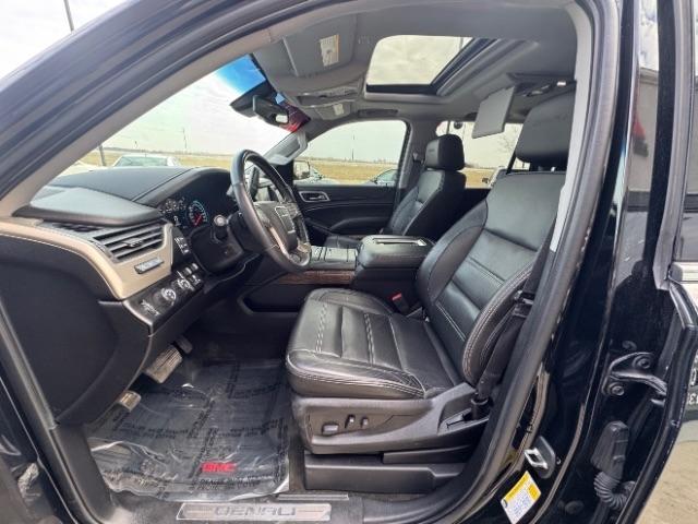 GMC Yukon Denali 4WD 2019