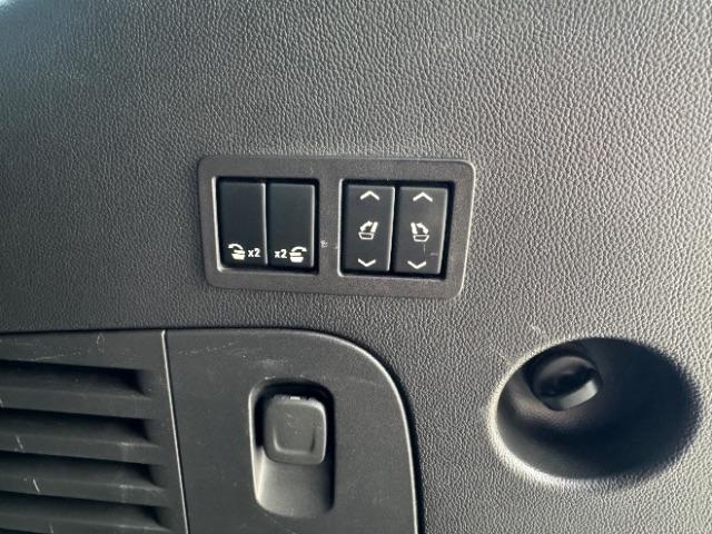 GMC Yukon Denali 4WD 2019