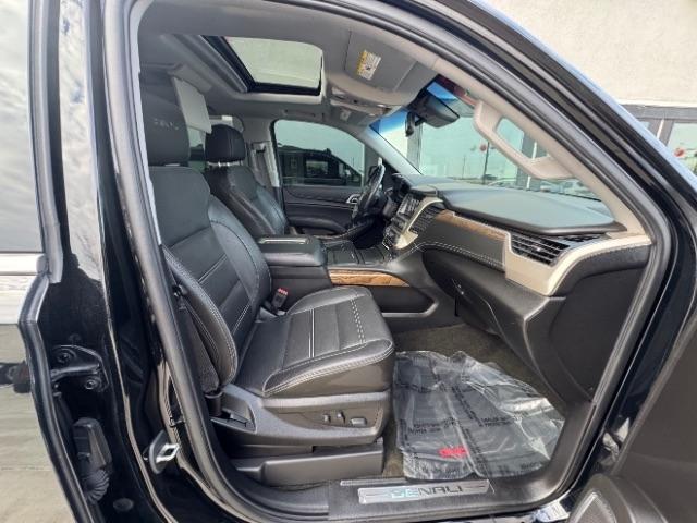 GMC Yukon Denali 4WD 2019