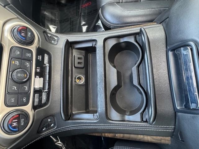 GMC Yukon Denali 4WD 2019