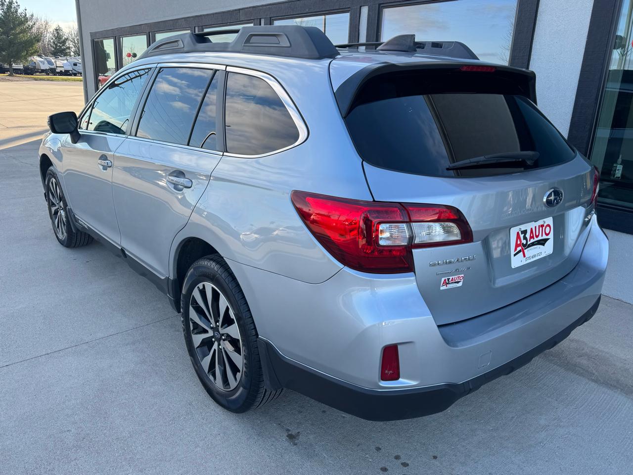 Subaru Outback 2.5i Limited 2017