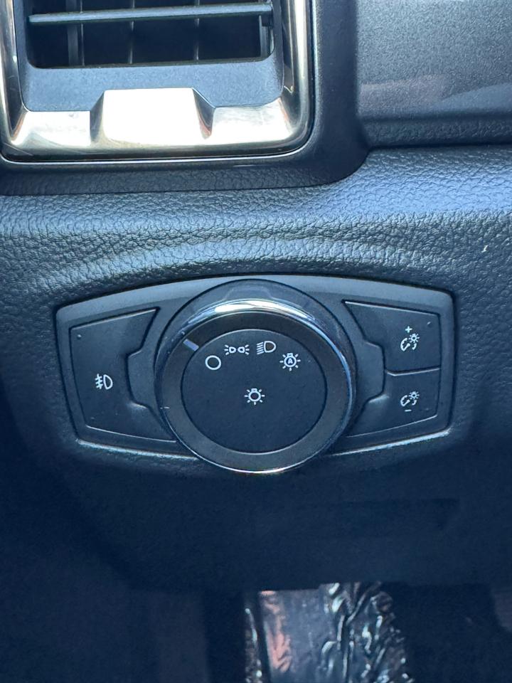 Ford Ranger Lariat SuperCrew 4WD 2022