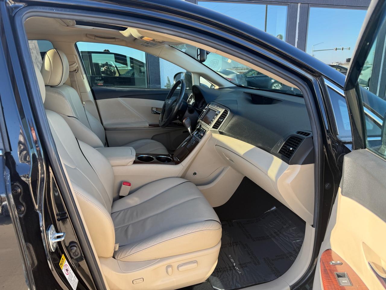 Toyota Venza AWD V6 2011