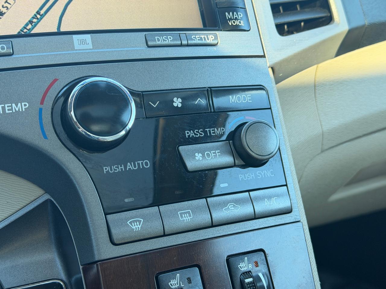 Toyota Venza AWD V6 2011