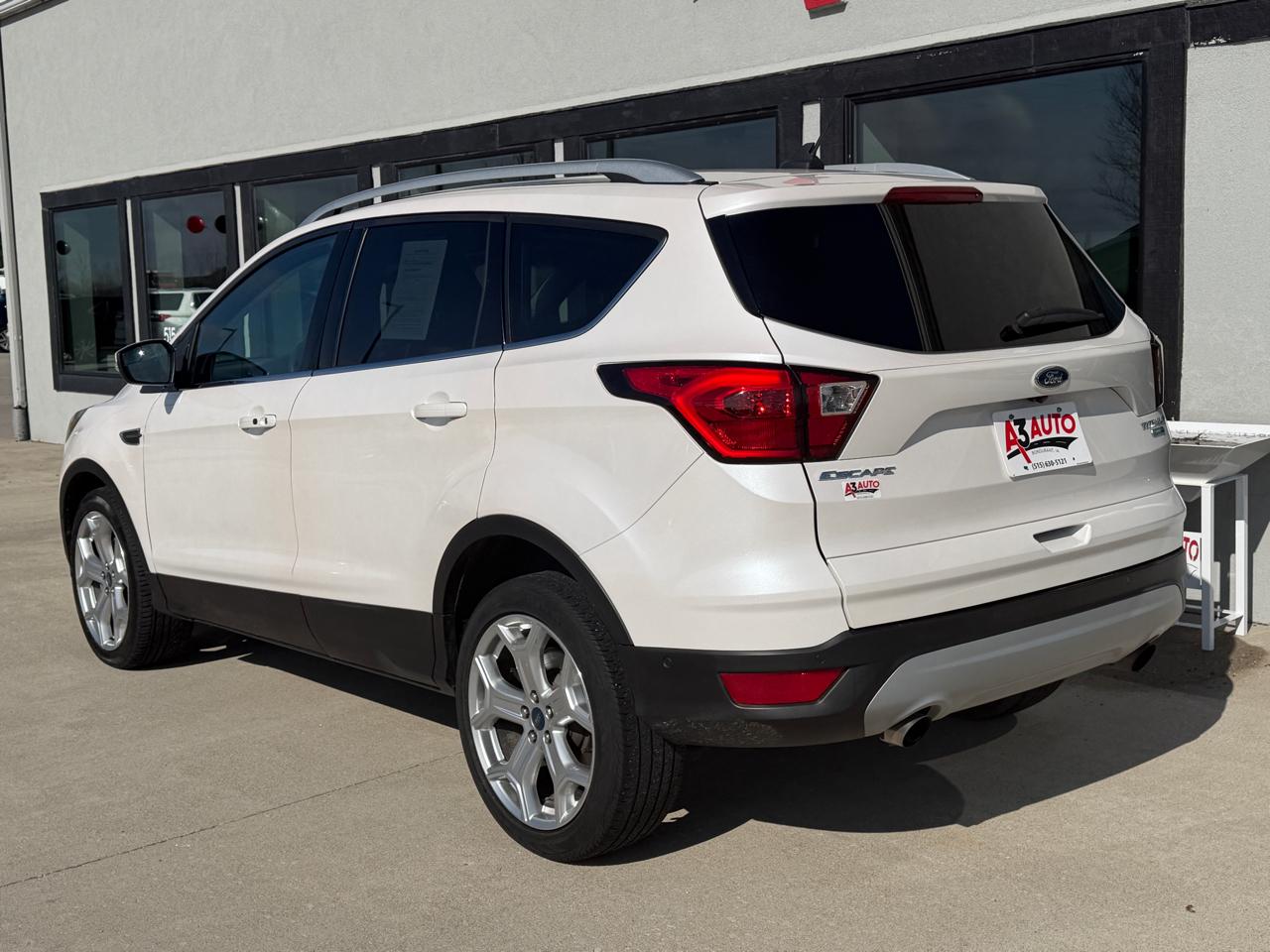 Ford Escape Titanium 4WD 2019