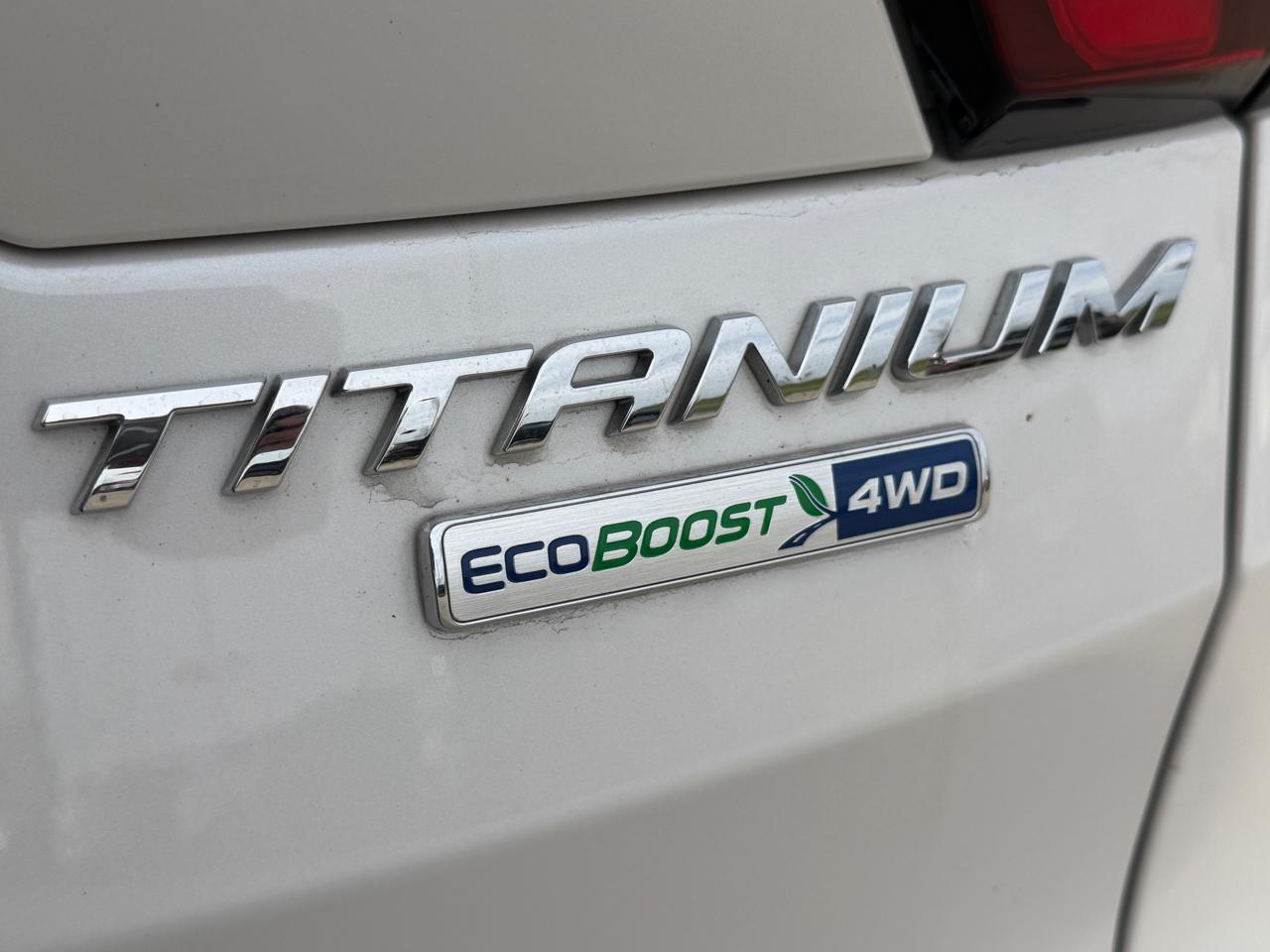 Ford Escape Titanium 4WD 2019