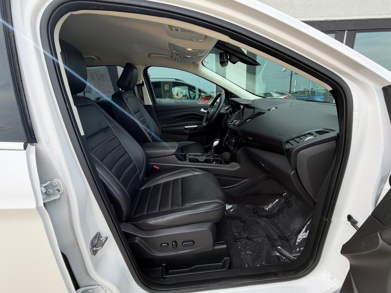 Ford Escape Titanium 4WD 2019